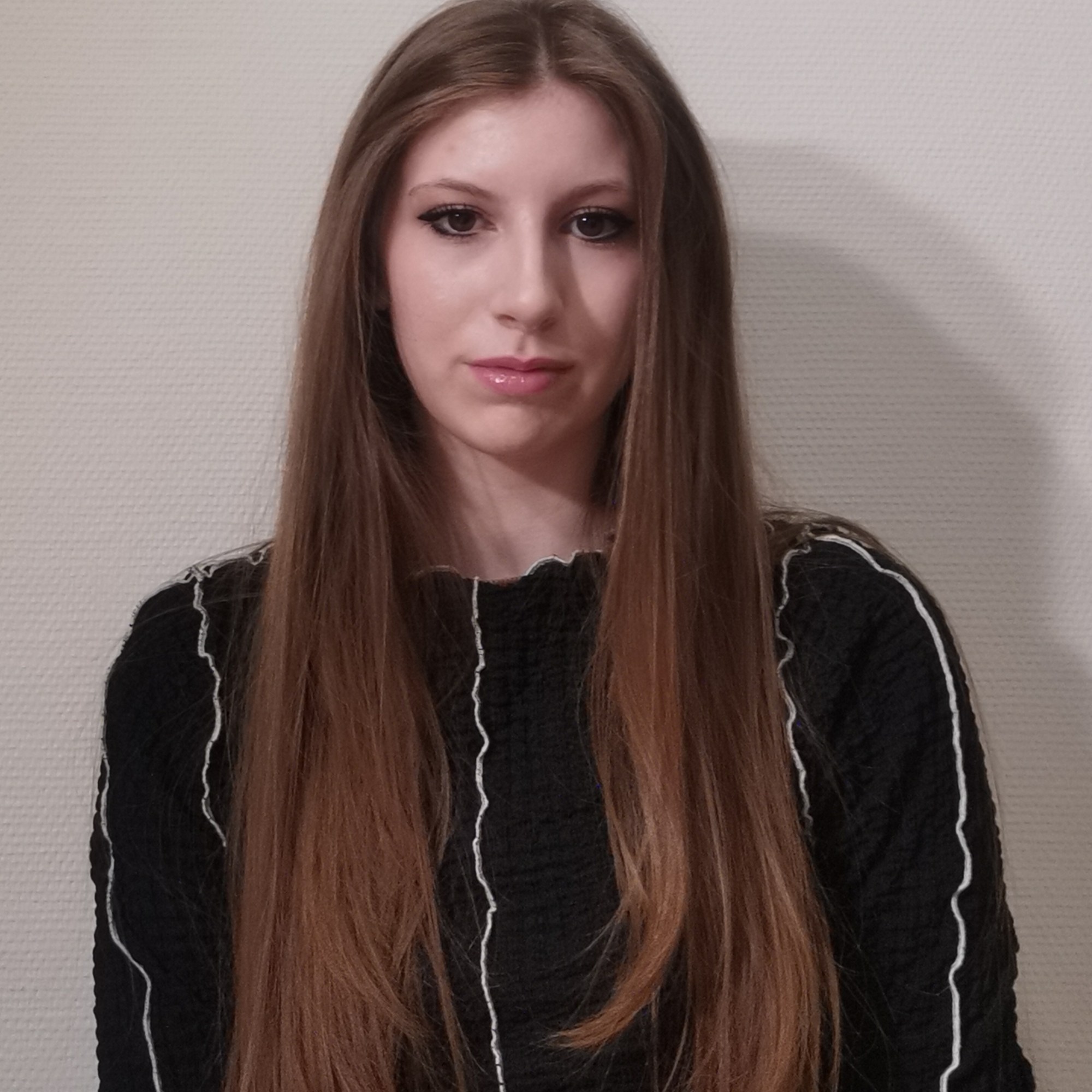 Milja Milošević, Undergraduate (LU Chemistry),mi3786mi-s[at]student.lu.se, From: Serbia/Sweden